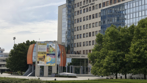 Hejtmanství sestavuje startér pro ekonomiku. Zapojí experty