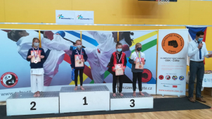 Šest stovek karatistů soutěžilo v Čajkaréně