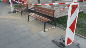 Olomouc chce opravit všechny rozbité lavičky v hanácké metropoli