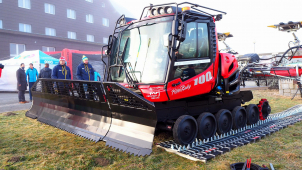 V Jeseníkách jezdí nová rolba, kraj přispěl tři miliony