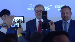 SPOLU vítězem voleb, Babiš druhý, Piráti z koalice propadli