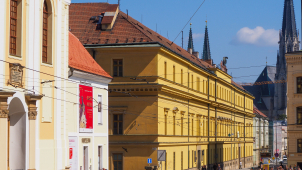 Hanácká kasárna jsou potřetí v aukci. Bude úspěšná?