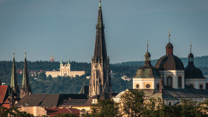 Muzikály, historický průvod, jarmark a vyhlídky z nejvyšších věží