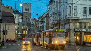 Kvůli nedbalosti řidiče zemřela seniorka, řekl soud