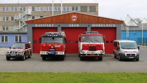 V Mohelnici vzplál kovošrot, hustý kouř vyděsil okolí