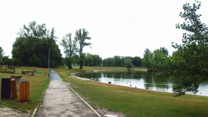 Modernizace laguny na biotopové koupaliště nebude