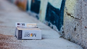 Neznámý pachatel vykradl trafiku na Uničovsku