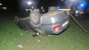 Řidič na dálnici u Prostějova udělal s autem několik kotrmelců