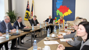 Krajští zastupitelé opět probírali možnosti boje s koronavirem