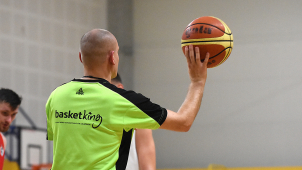 Basketbal ukončil nejvyšší soutěže