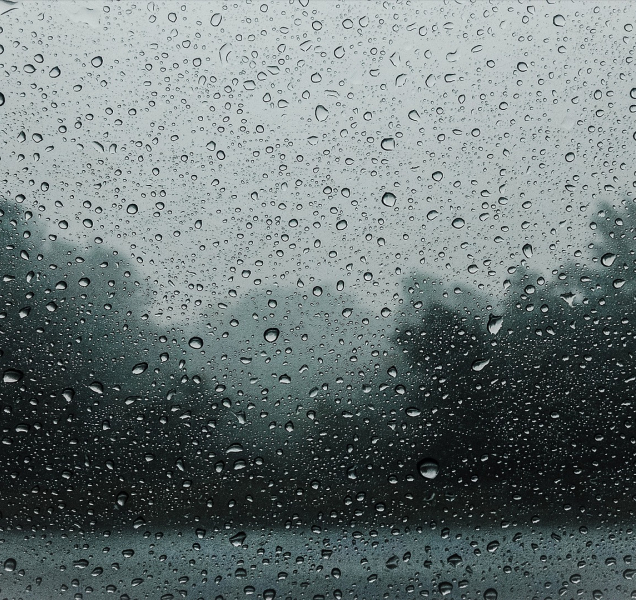 Neděle bude teplá, na některých místech s bouřkami