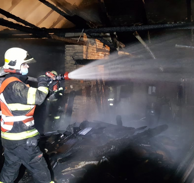 V Kunčicích hořela část domu a kůlna