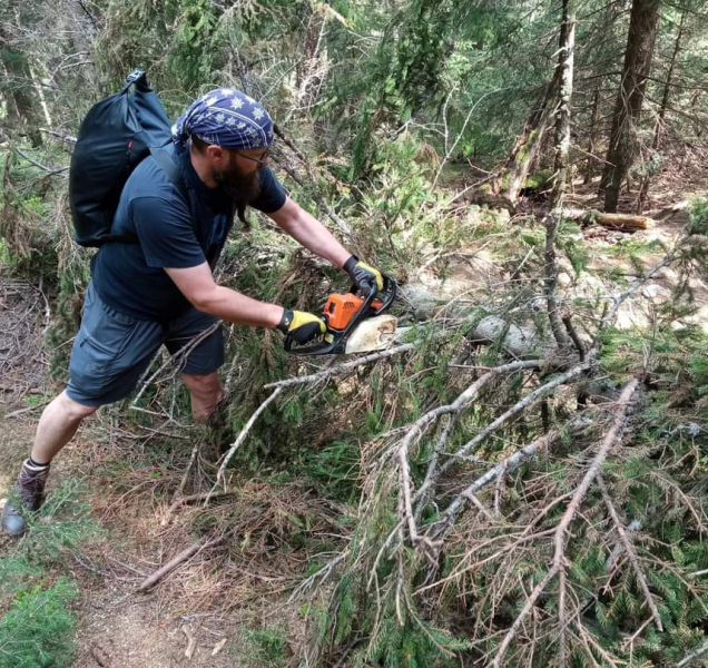 Serpentýny na Šerák po žluté trase už jsou zase průchozí
