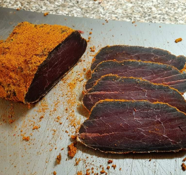 Vaříme s Večerníkem: Sušené hovězí maso v pastě z kari