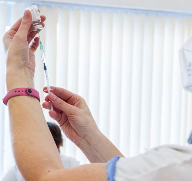 Mobilní tým na Jesenicku 17. listopadu naočkoval stovky lidí