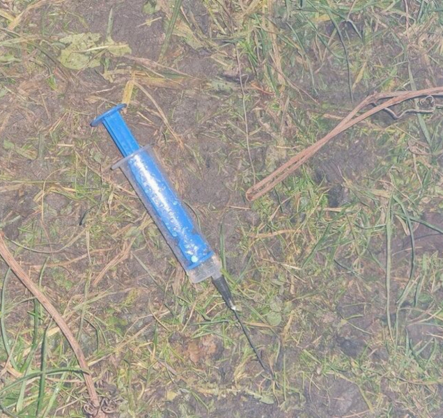 Strážníci řešili další injekční stříkačky