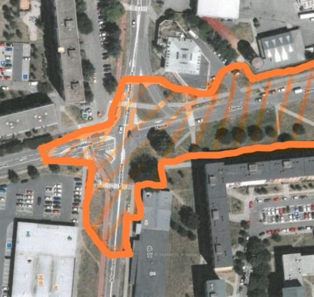 Pěší trasy přes křižovatku ve Schweitzerově ulici jsou uzavřené