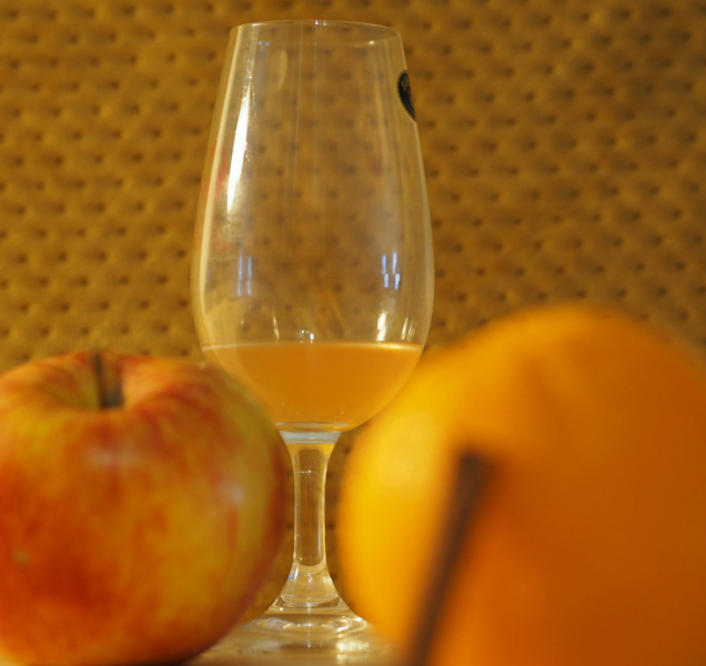 Vaříme s Večerníkem: Jablečný sirup s kapkou alkoholu