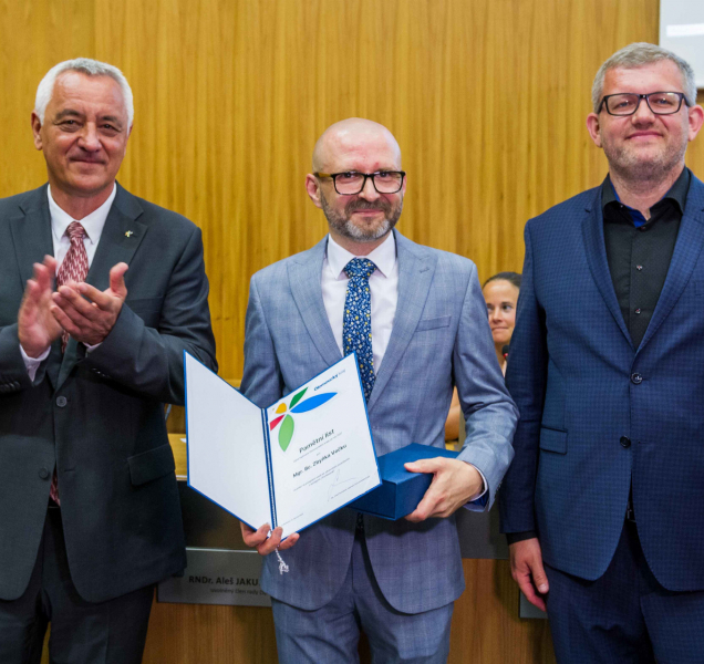 Hejtman ocenil Zbyňka Vočku za pomoc zdravotně postiženým