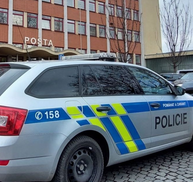 Při prodeji tenisek za 150 korun přišla o více jak 90 tisíc
