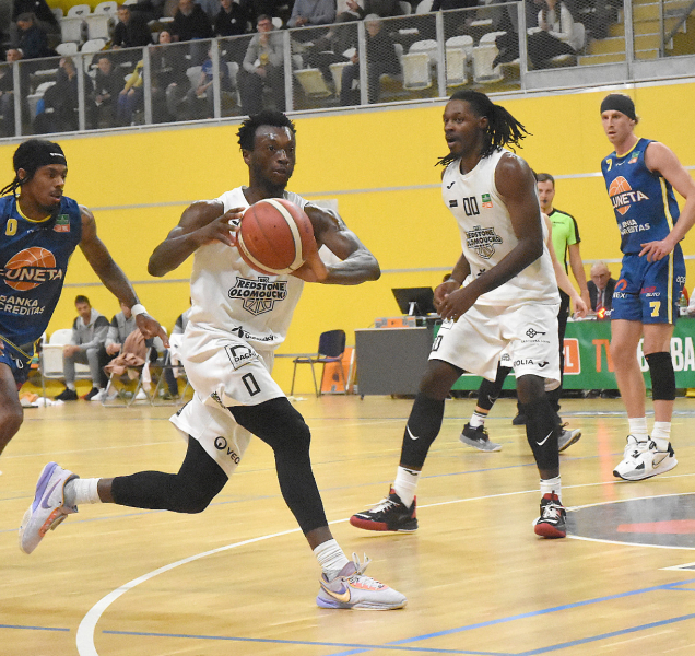 Basketbalisté BK REDSTONE zakončili základní část výhrou