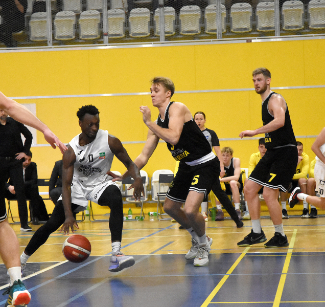 Basketbalisté BK REDSTONE míří do Final Four