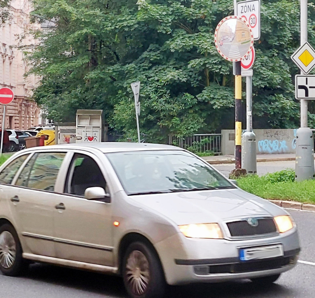 Pozor na zóny 30! Řada olomouckých řidičů ani netuší, že existují