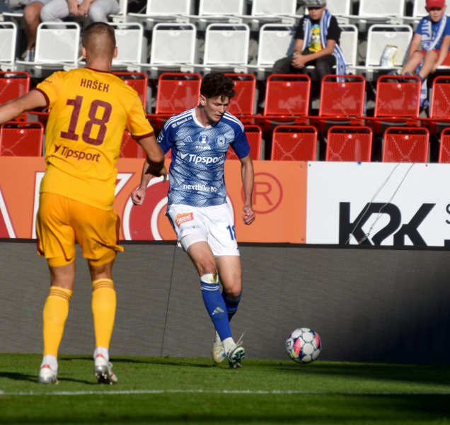 Fotbalisté SK Sigma smázli Spartu po poločase