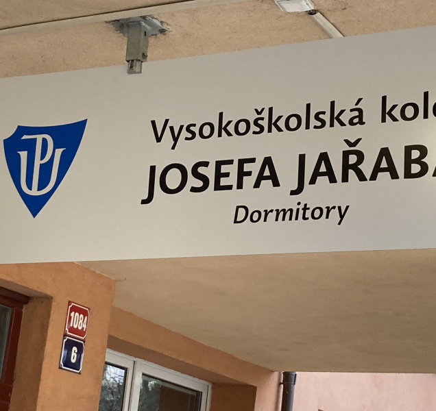 Koleje Šmeralky změnily název, nesou jméno rektora Jařaba