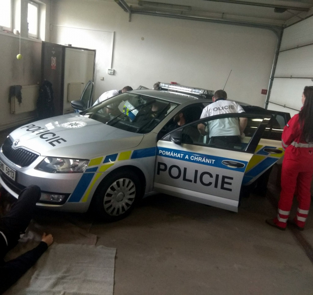 FOTO: Policisté si opakovali zásady první pomoci