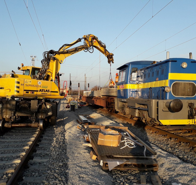 Výluka na trati mezi Šternberkem a Uničovem je tady