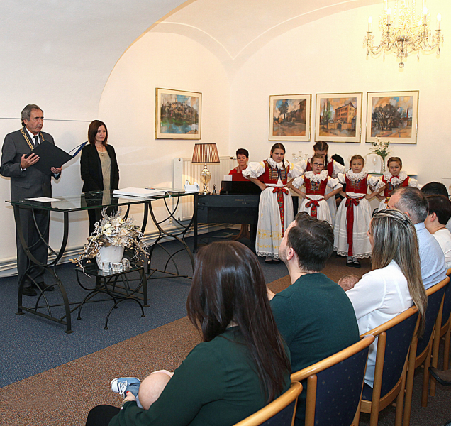 Obřadní síň v Přerově má nový interiér