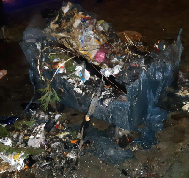 V Olomouci hořelo několik kontejnerů