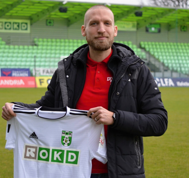 Stoper Šindelář vyměnil Baník za Karvinou