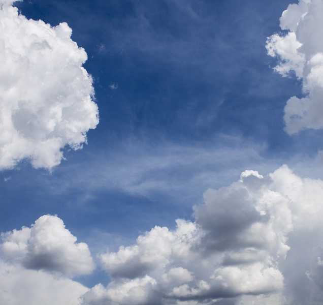 Začátek týdne přinese teplé počasí, ale také silný vítr