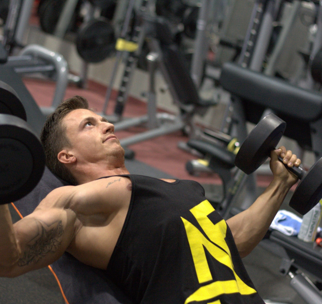 Češi ode dneška mohou třeba do posiloven a vybraných obchodů