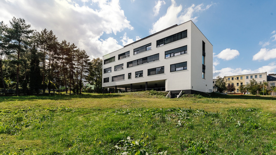 Fakultka otevřela nový pavilon Hemato-onkologické kliniky