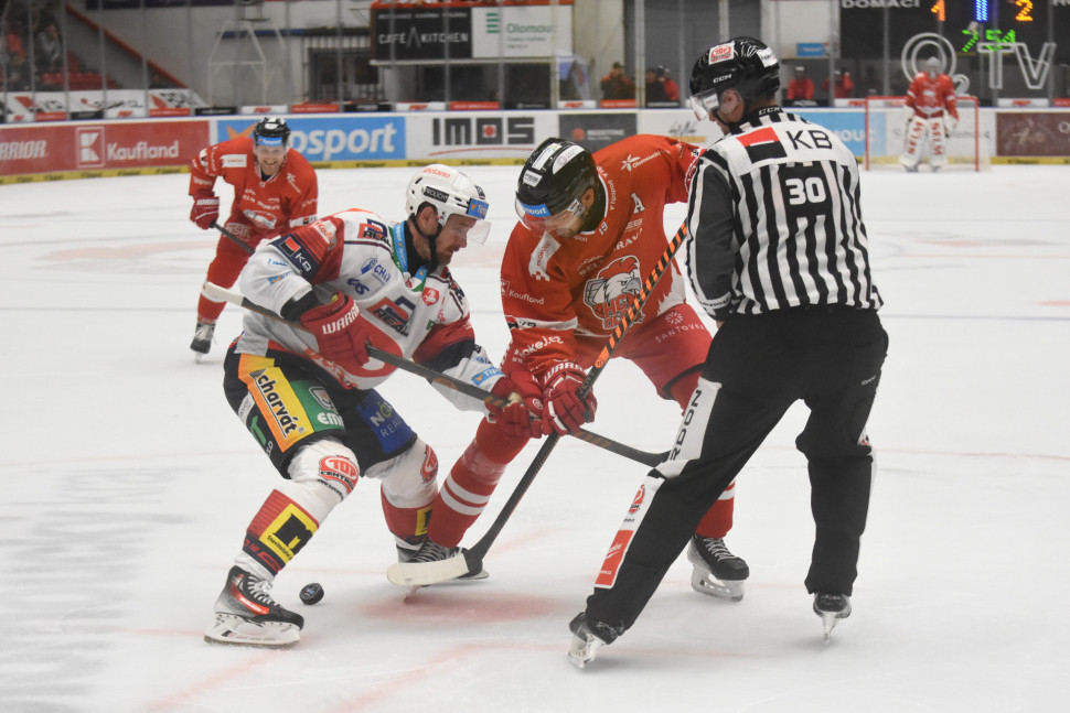 Hokejisté HC Olomouc padli v Litvínově